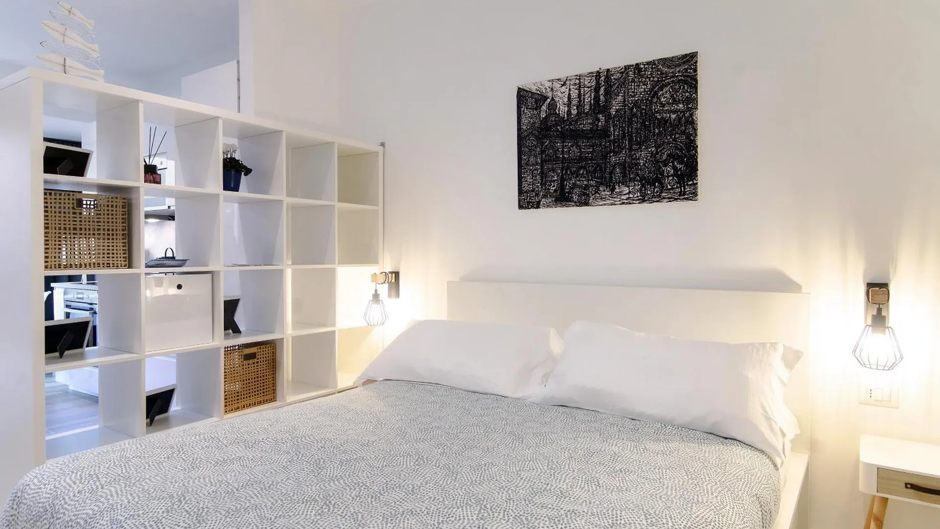 Hostini Lake Como 2 - Downtown Apartamento